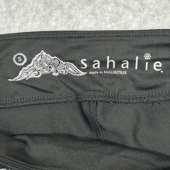 SAHALIE Skirted Leggings Womens Small Black White Floral Capri Style 26192 - Picture 4 of 9